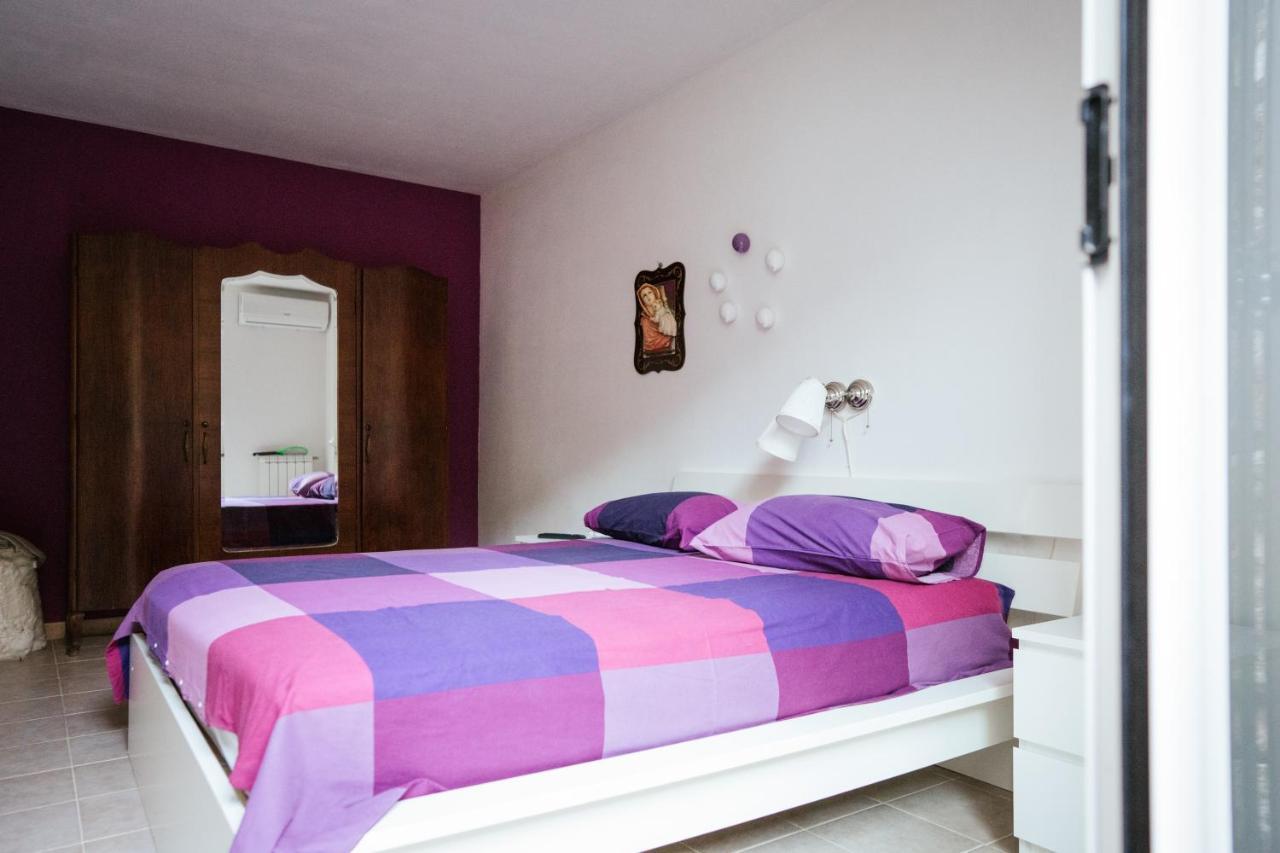 Prestigiosa Villa Con Piscina Condominiale Monopoli Eksteriør bilde