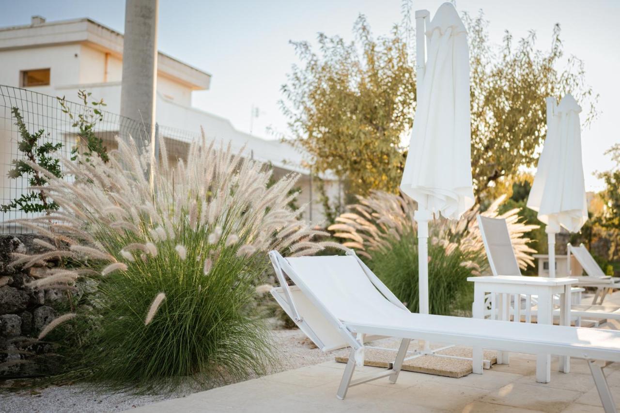 Prestigiosa Villa Con Piscina Condominiale Monopoli Eksteriør bilde